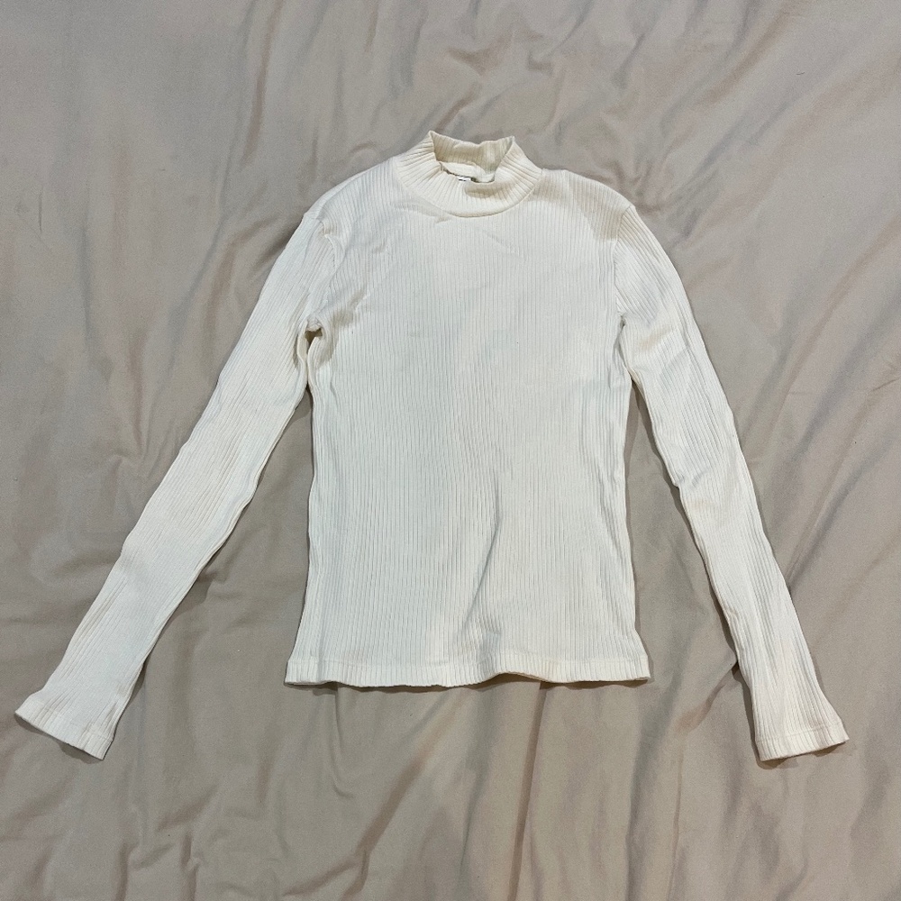 Ribbed White Uniqlo Mockneck XXS